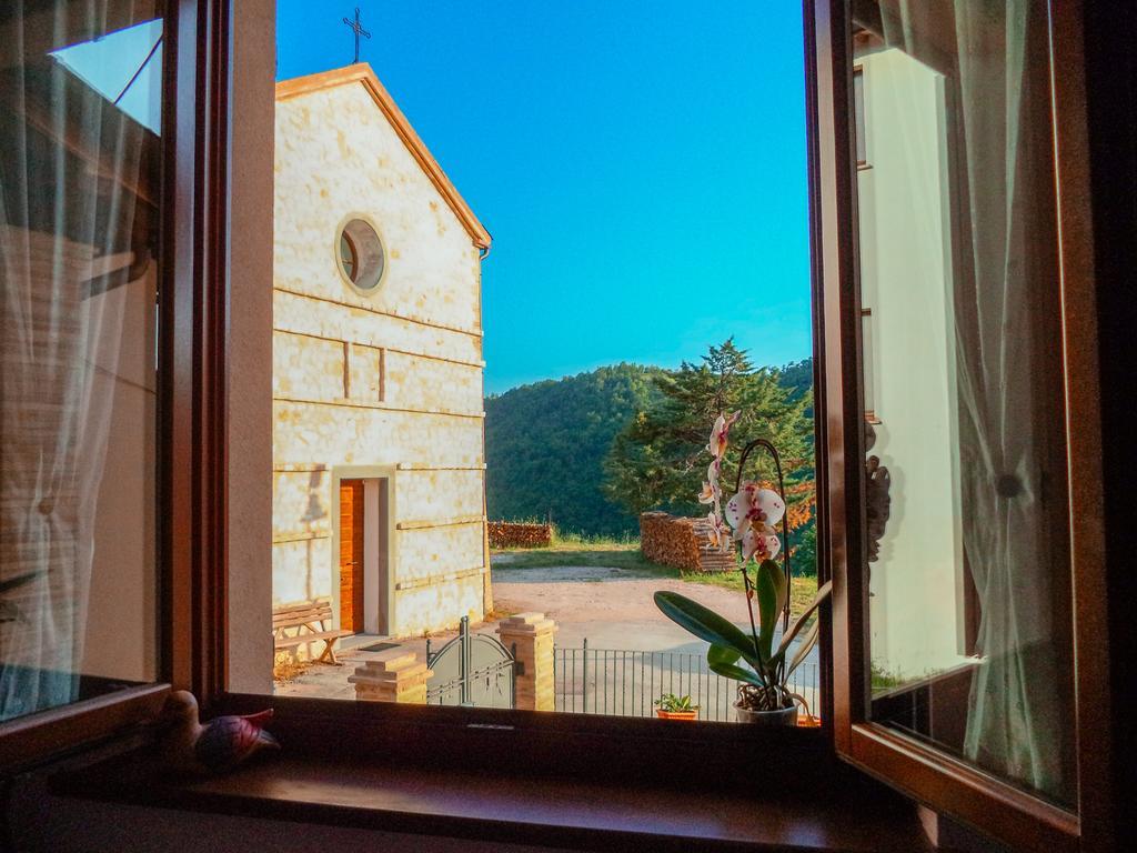 Alba Dei Due Soli B&B Ночера Умбра Стая снимка